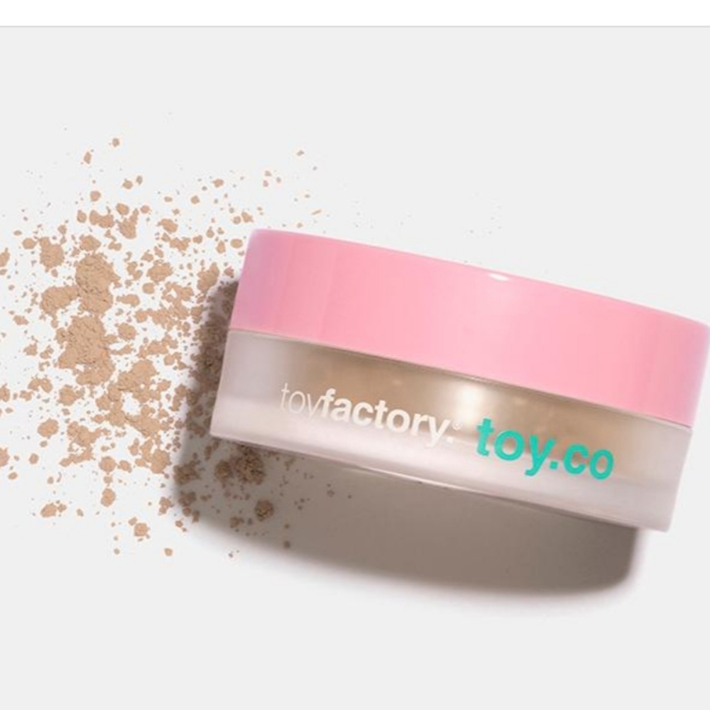 TOYFACTORY Ultraset Niacinamide Setting Powder in Translucent